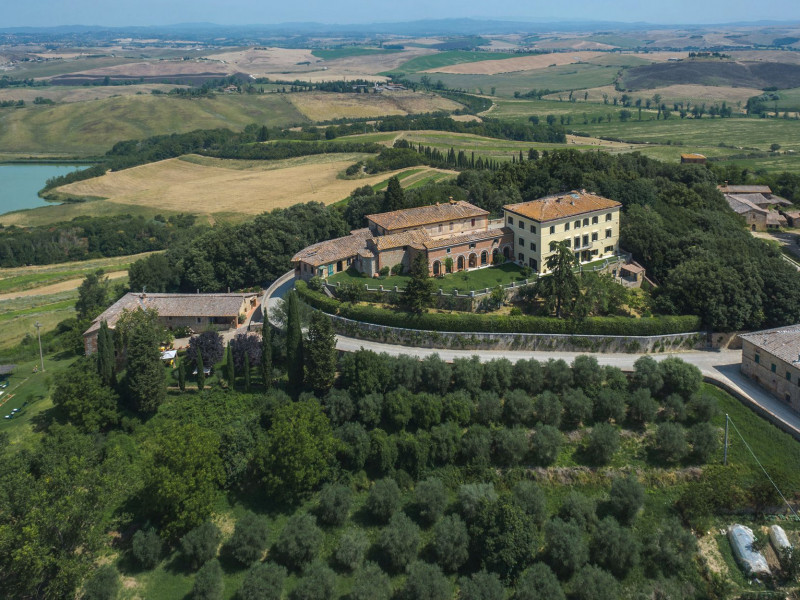 villa-e-fattoria-di-radi-siena